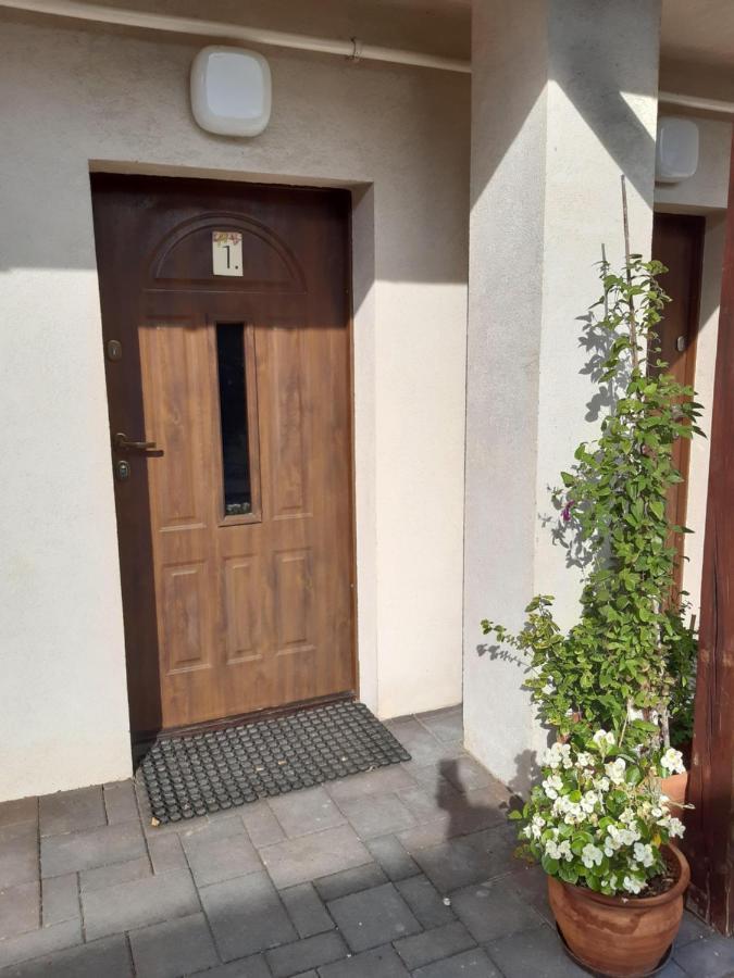 Ardo Vendeghaz Apartment Sárospatak Exterior foto